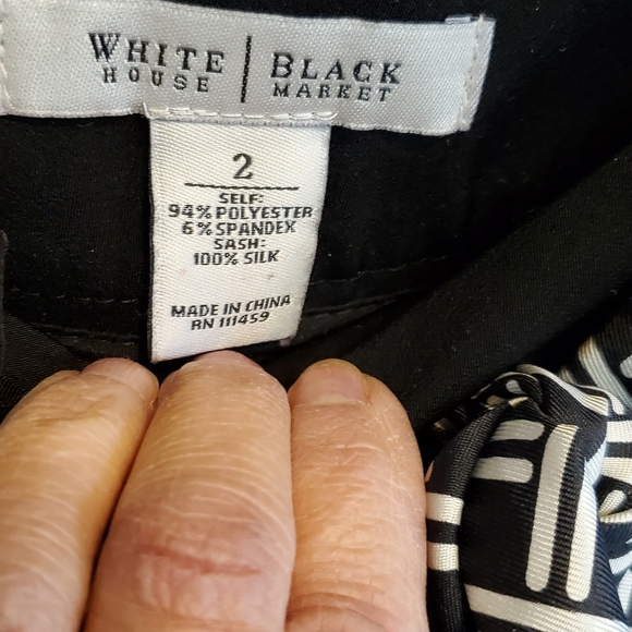 WHITE HOUSE BLACK MARKET  Size 2 Shorts w Silk Sash⚜️🖤⚜️ - Picture 3 of 4